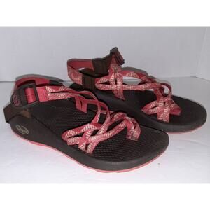 Chaco ZX2 Patched Amber Classic Hiking Red Aztec Sandals Womens Sz 6